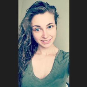 Meet your Posher, Brittany